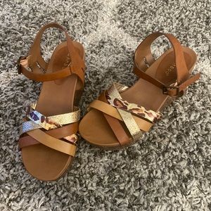 Bamboo metallic- leopard wedge, platforms